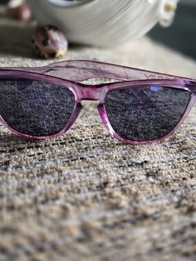 Oakley Frogskins Alpine Collection Glow/Pink Iridium, OO9013-73 Pink Swirl Frame